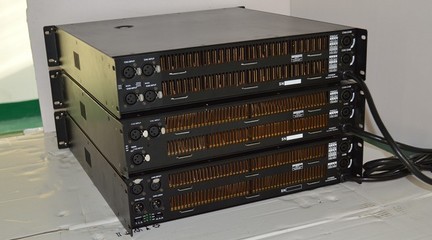 廠家直銷,大量提供大功率FP系列開關(guān)電源及AB,廠家長期有現(xiàn)貨,歡迎咨詢_供應信息_CA001中國音響第一網(wǎng)_最集中的音響人社區(qū)_音響|燈光|視頻|專業(yè)|門戶|網(wǎng)站